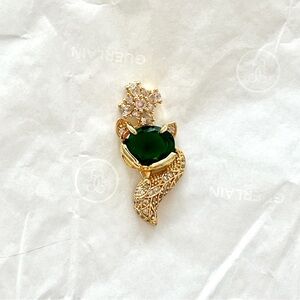 Gold fox necklace pendant